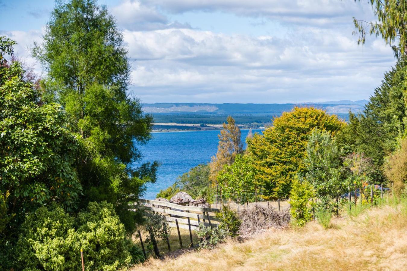 Hideaway At The Bay - Taupo. 빌라 외부 사진